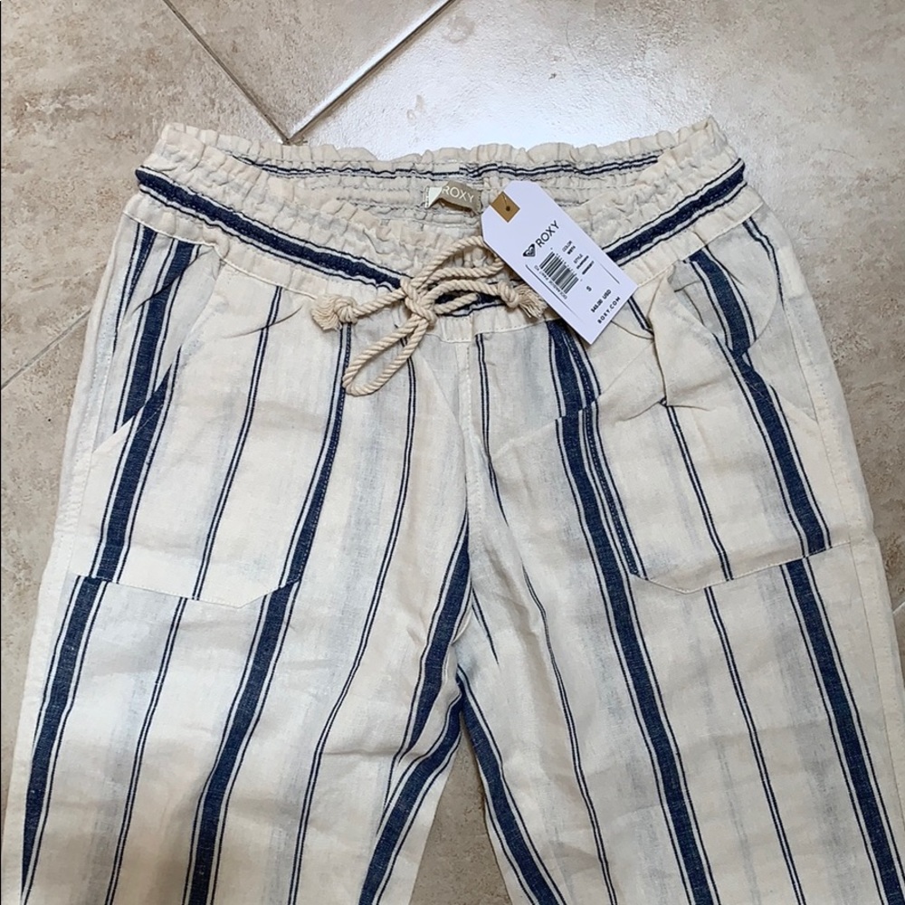 NWT roxy oceanside pant blue and white